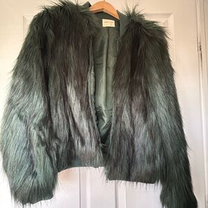 Luxurious Faux Fur Green Jacket - Urban Outfitters